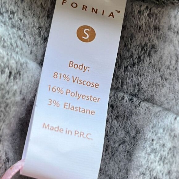 NWT Fornia Long Sleeve Crop Top Super Soft Women Small - Picture 8 of 8